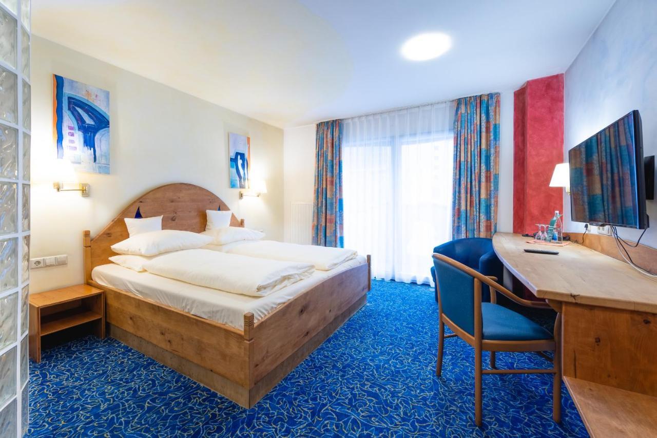 ALLVITALIS Traumhotel Karlsruhe Exterior foto