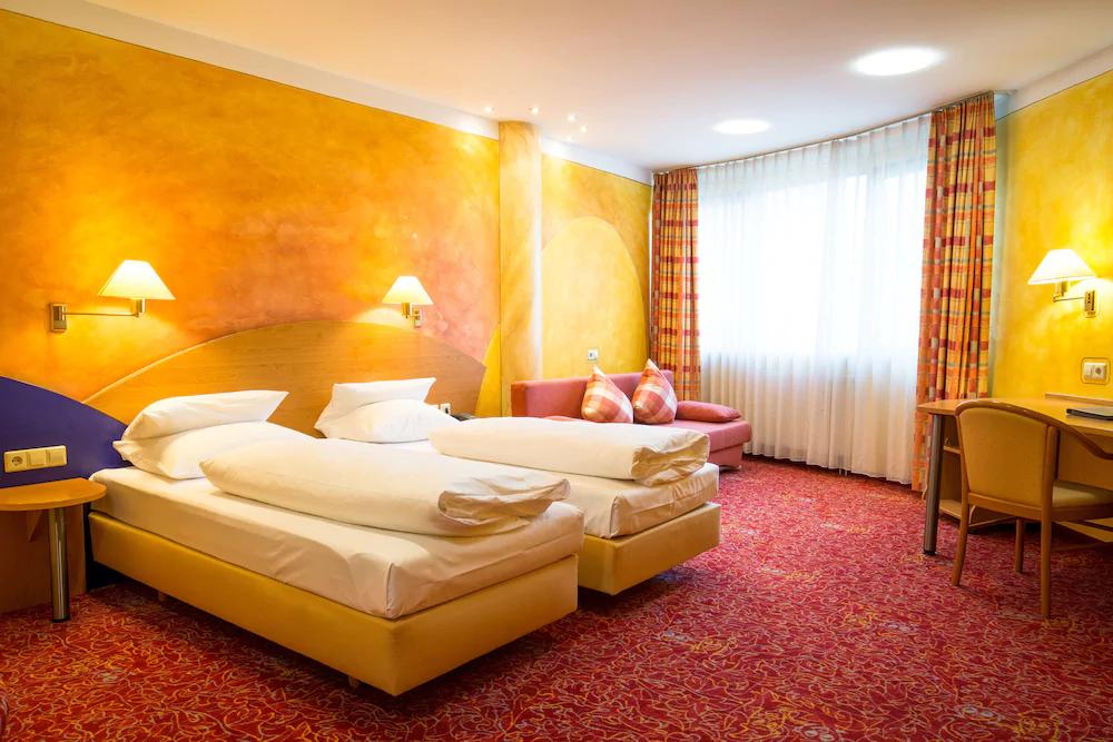 ALLVITALIS Traumhotel Karlsruhe Exterior foto